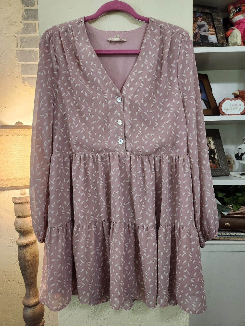 Entro Tiered V-Neck Long Sleeve Dress Ruffled Dress P2p 18 Size Small EUC